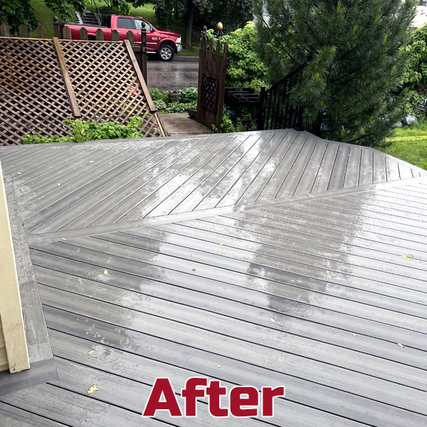 Decked Out Construction Saint Paul Deck Re-Model with Deckorators Voyage Decking